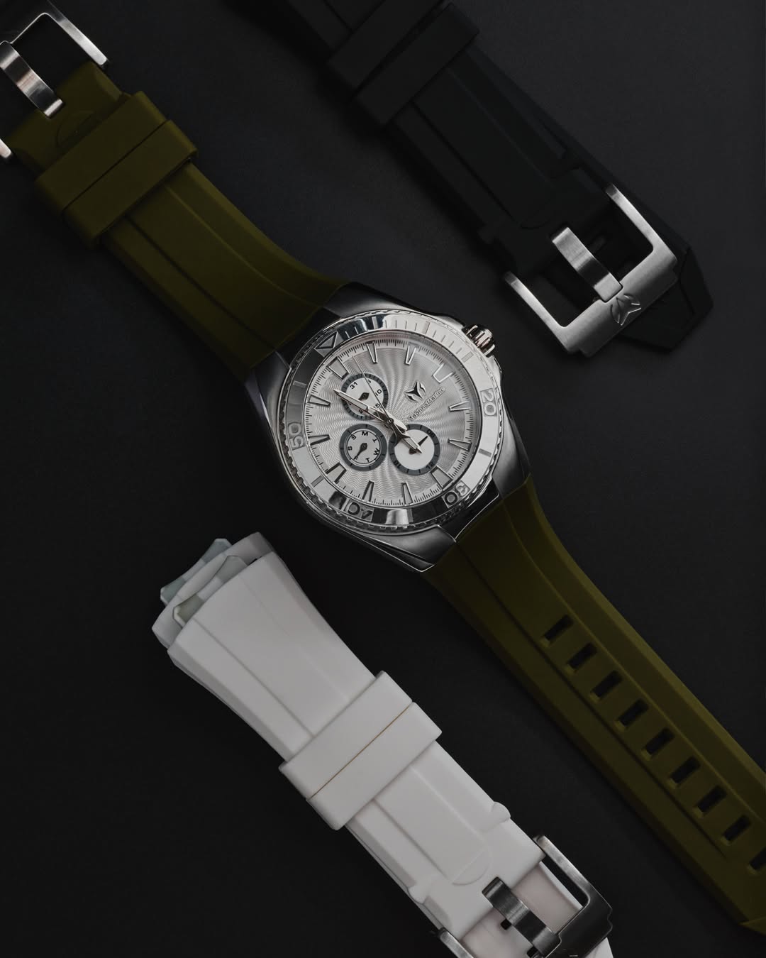 Reloj TechnoMarine con correas intercambiables